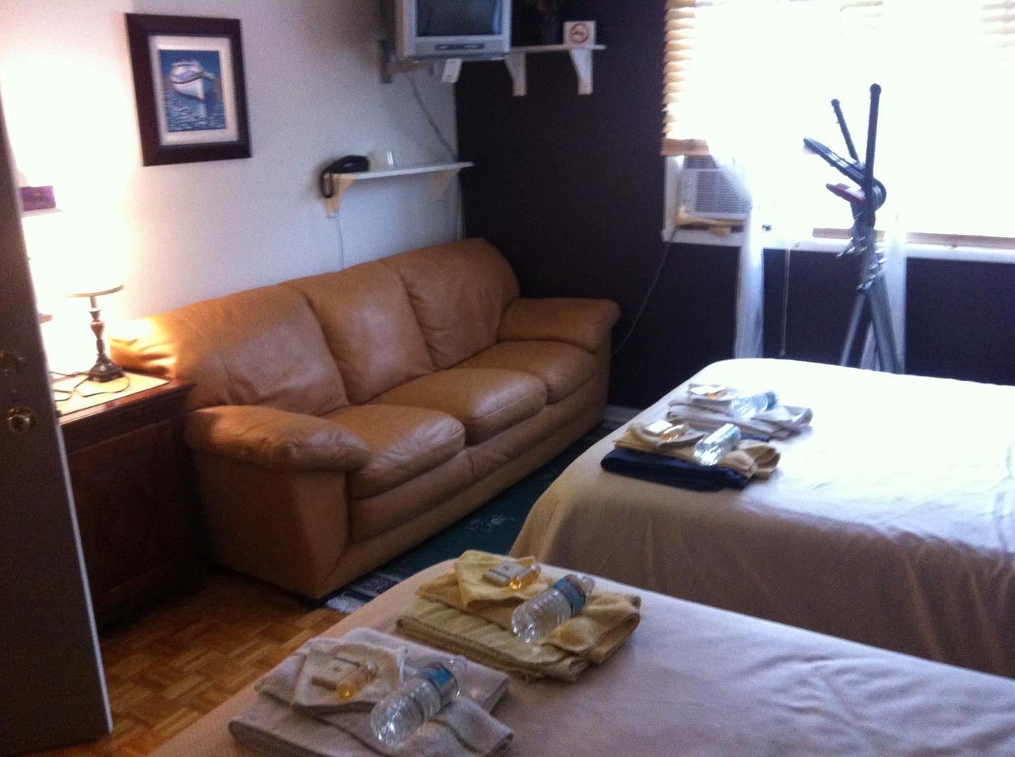 Repos & Manna Downtown Montreal Bed & Breakfast Exterior photo