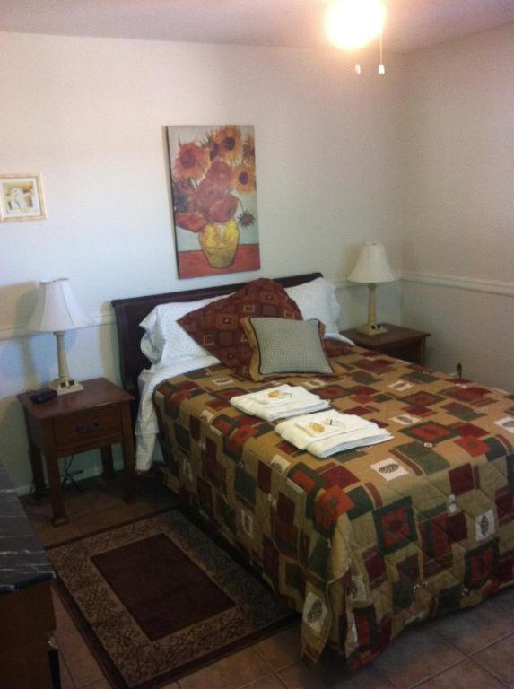 Repos & Manna Downtown Montreal Bed & Breakfast Room photo